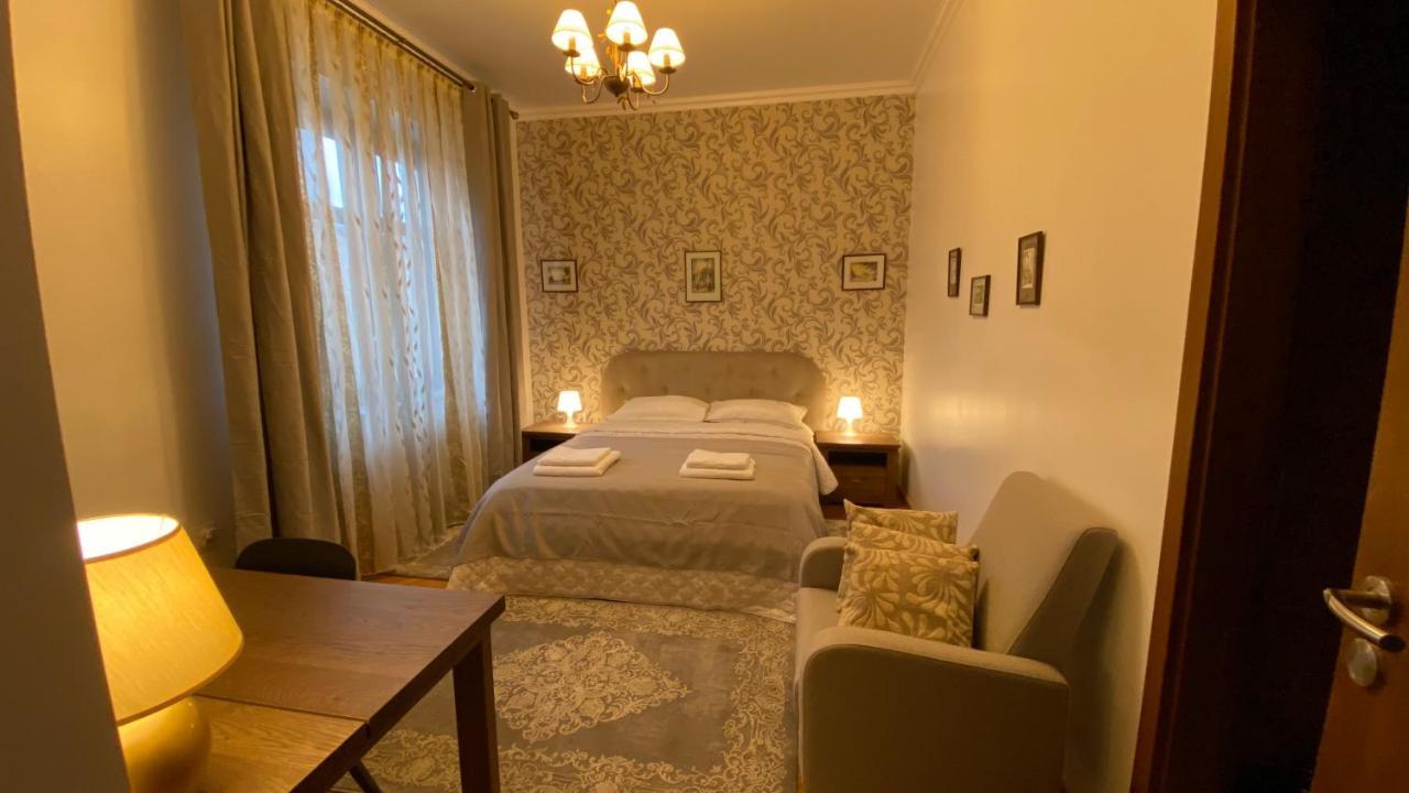 Old Town Ana Apartment